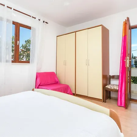 Apartment By The Sea Seget Vranjica, Trogir - 1038 *