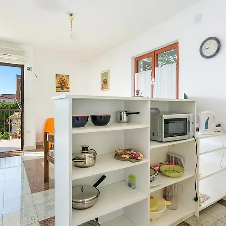 Apartment By The Sea Seget Vranjica, Trogir - 1038 *