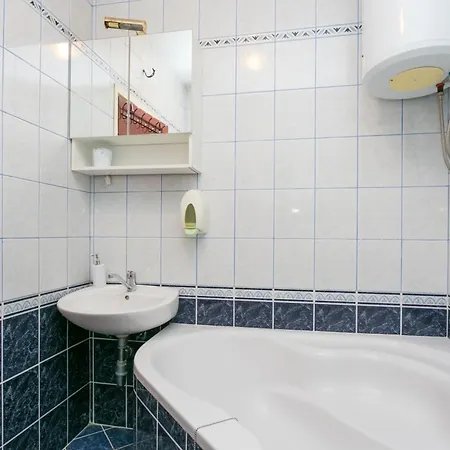 Apartment By The Sea Seget Vranjica, Trogir - 1038 *